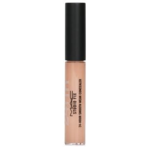 MAC
Studio Fix 24 Hour Smooth Wear Concealer - # NW28 (Medium Beige With Neutral Undertone) 7ml