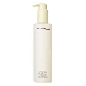 MAC                
                


                
                Mac Hyper Real Fresh Canvas Cleansing Oil 200ml