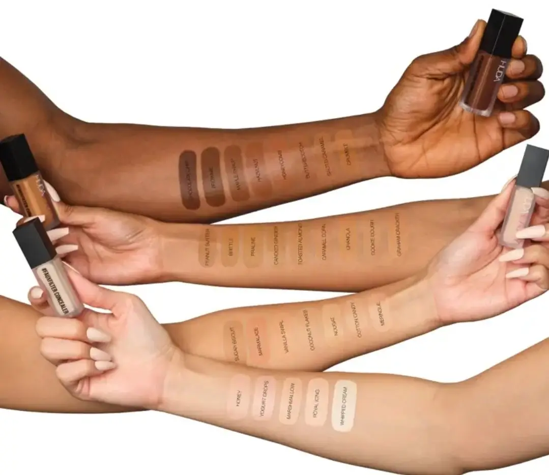 Huda Beauty #Fauxfilter Luminous Matte Liquid Concealer