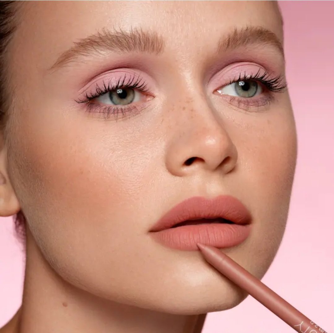 Huda Beauty Lip Contour 2.0