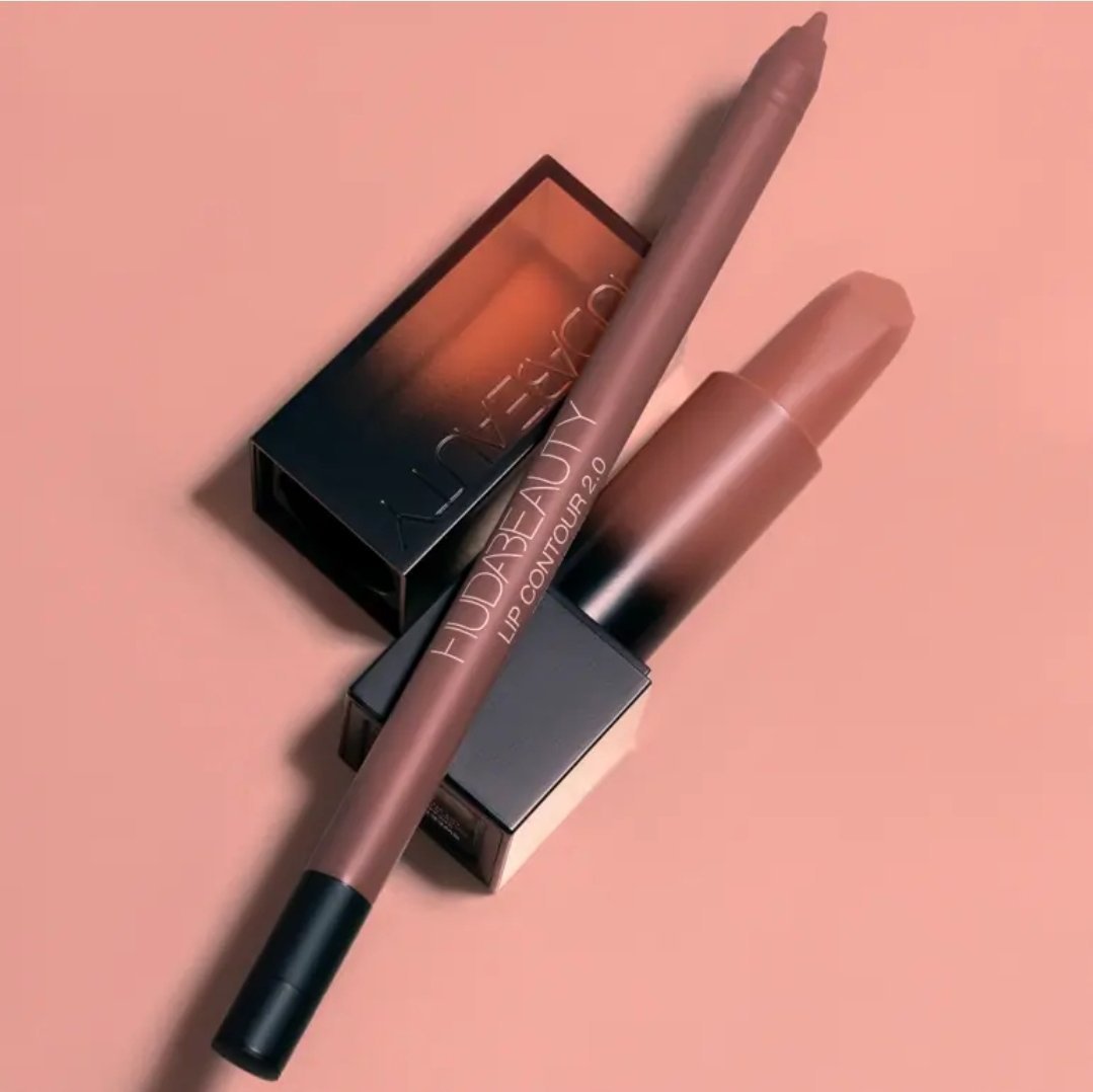 Huda Beauty Power Bullet Cream Glow Lipstick