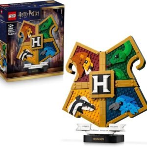 LEGO® Harry Potter™ Hogwarts™ House Crest 76462 Building Toy – Display on the Stand as Room Decor – Discover Hidden Iconic Items – Harry Potter Playset for Girls, Boys and Any Fans Aged 12+