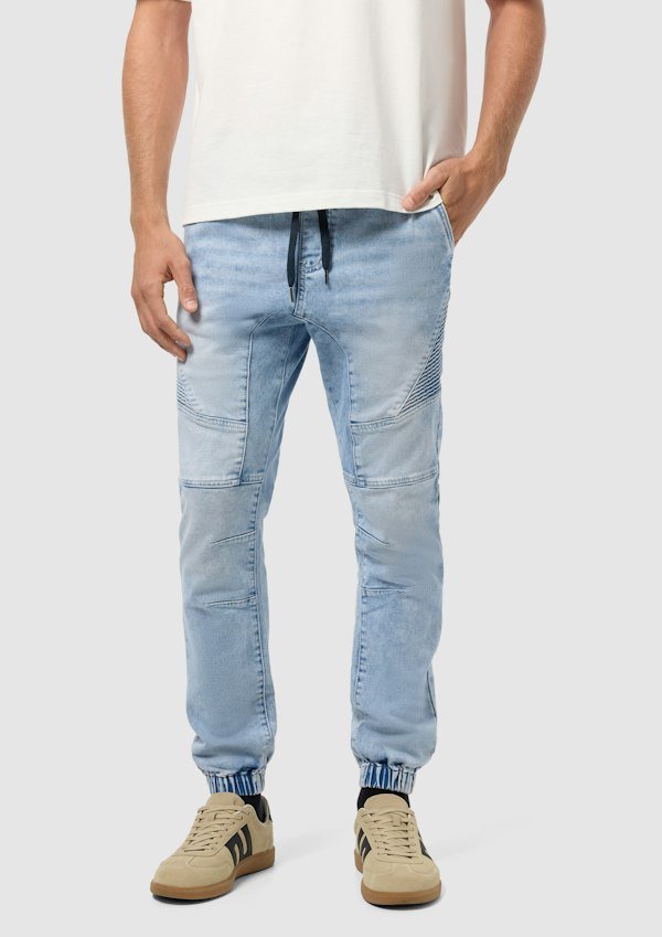 Onyx Cuffed Pant