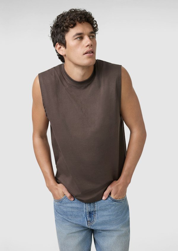 Sleeveless Tee