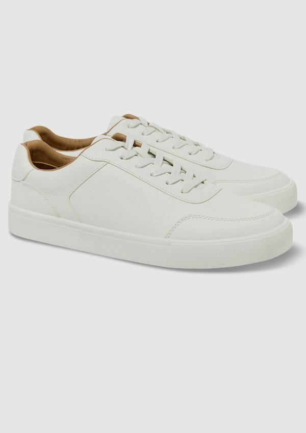 Stoke Sneaker