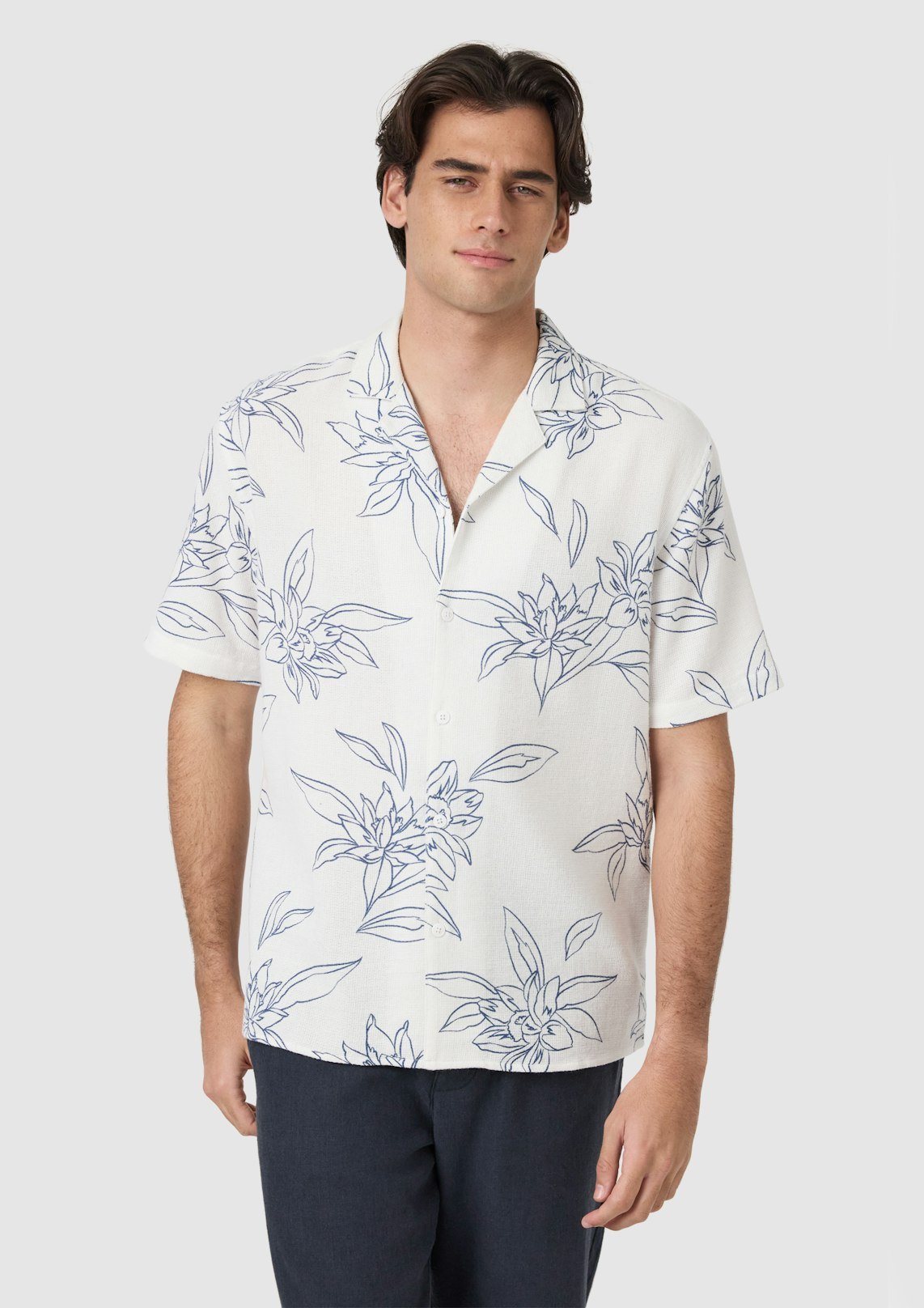 White Reef Print Textured Short Sleeve Shirt